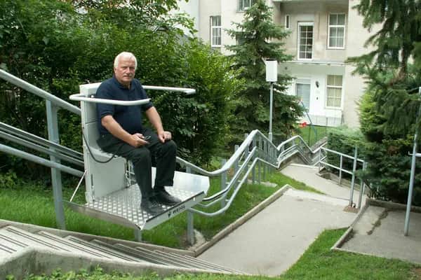 Treppenlift & Aufzug für barrierefreies Wohnen in Köln