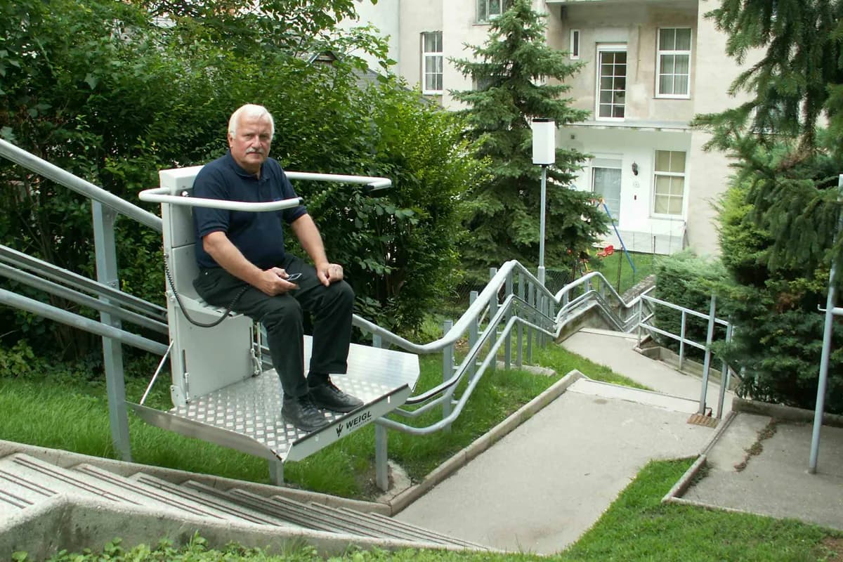 Treppenlift & Aufzug für barrierefreies Wohnen in Köln