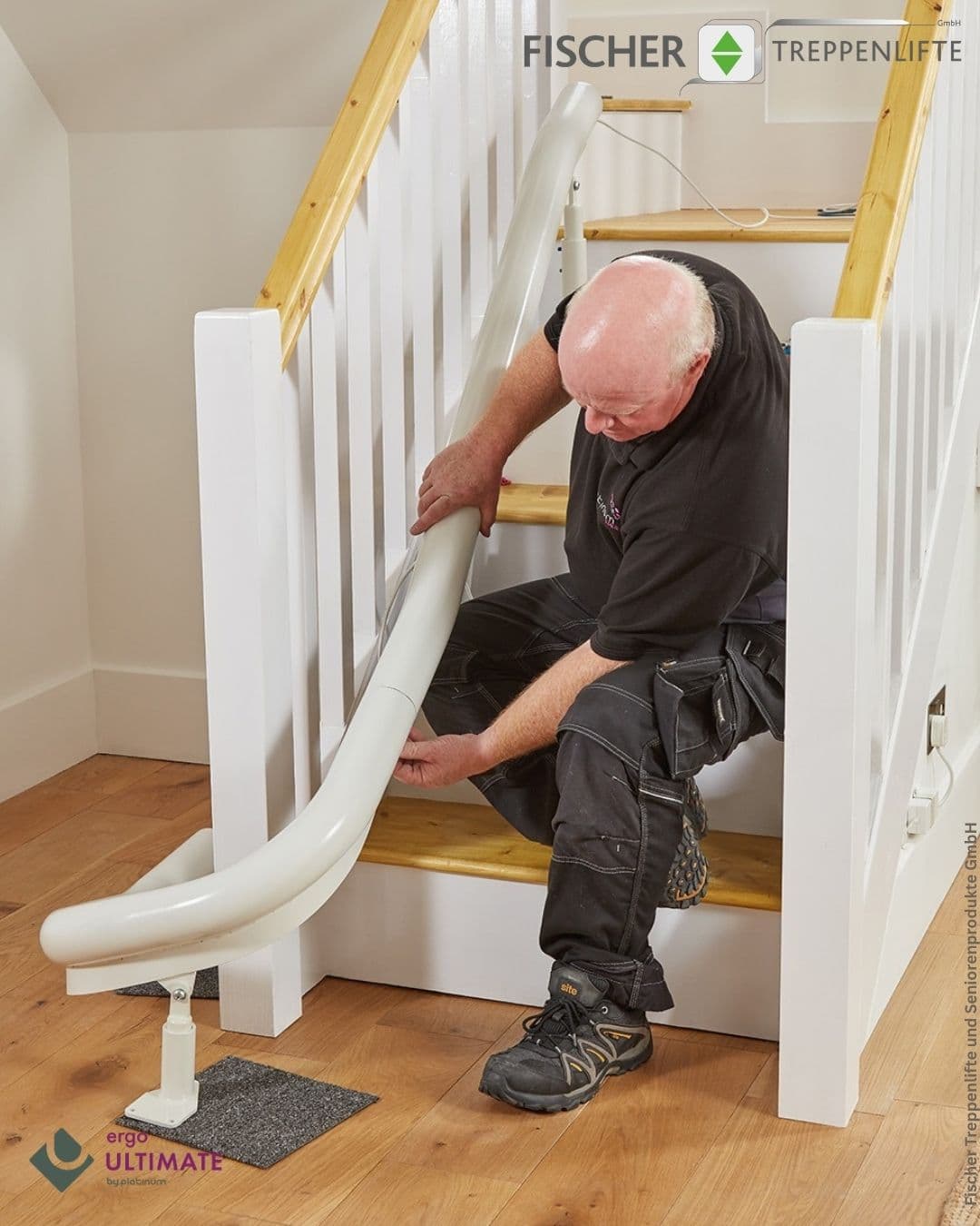 Treppenlift für Kurven: Maßgeschneiderte Lösungen für schmale & verwinkelte Treppen. Jetzt informieren und Angebot sichern!