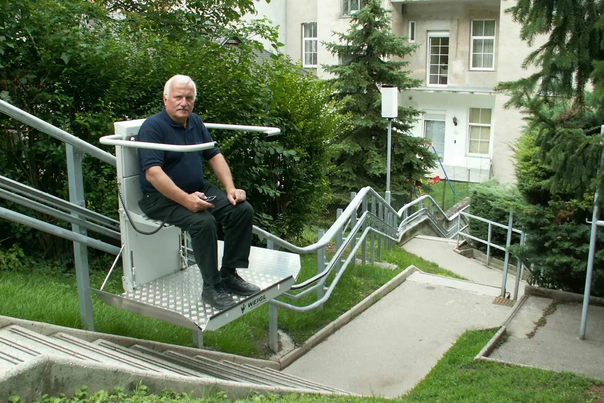Treppenlift & Aufzug für barrierefreies Wohnen in Köln