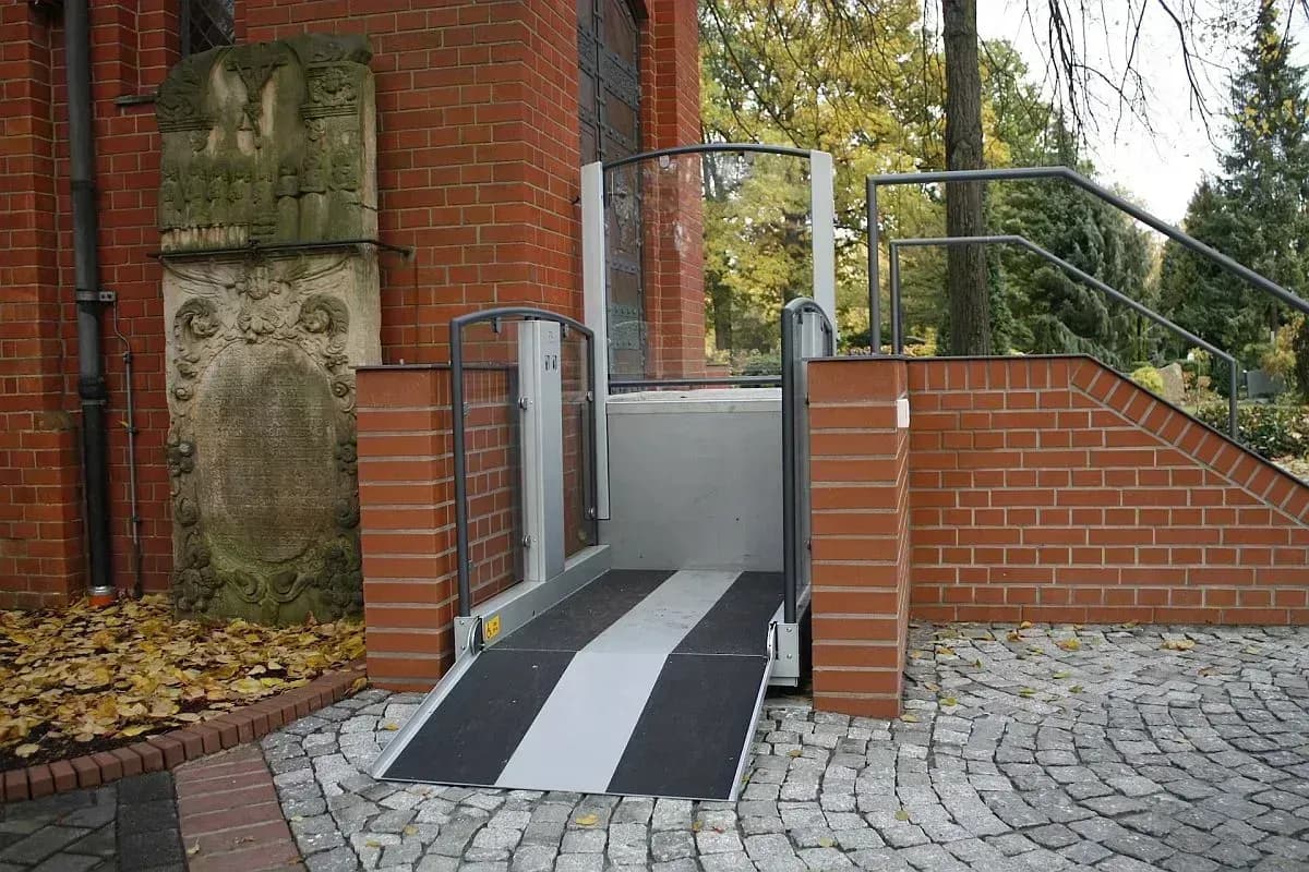 Was ist der Unterschied zwischen Hublift und Plattformlift?